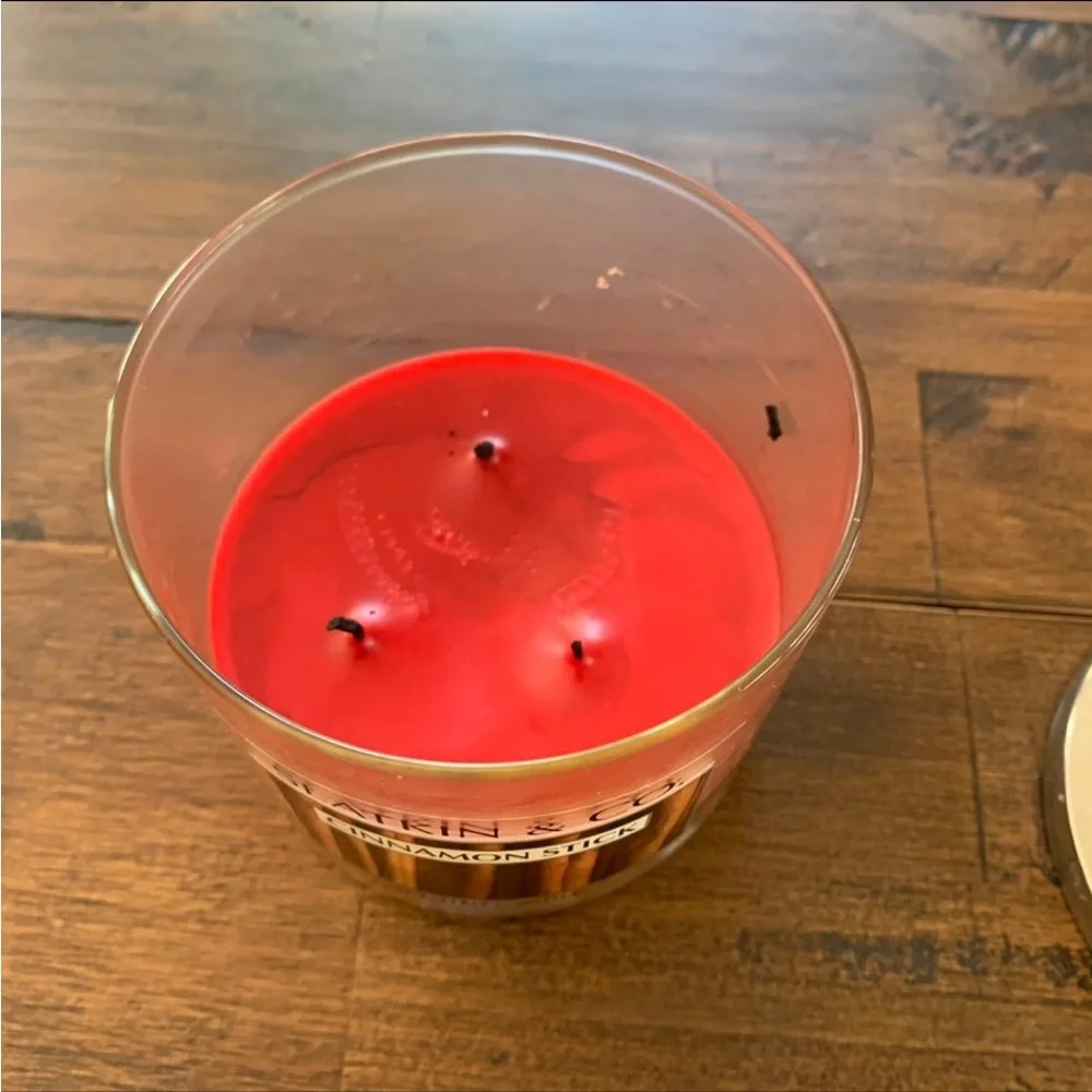 Vintage Slatkin & Co. Candle Cinnamon Stick - Picture 3 of 4